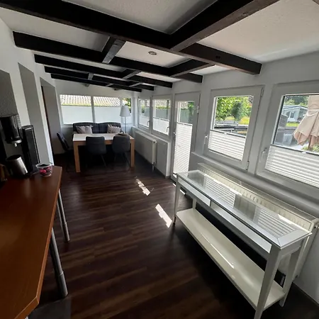 Haus Am See! Grosses Hébergement de vacances